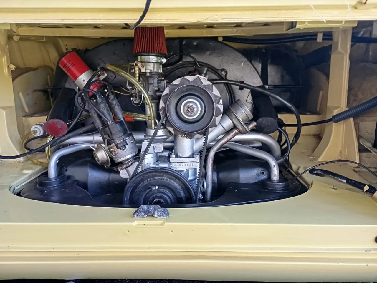 vw t2 baywindow bus camper van (27).jpeg