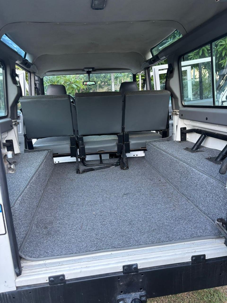 land rover defender 110 original for sale (17).jpeg