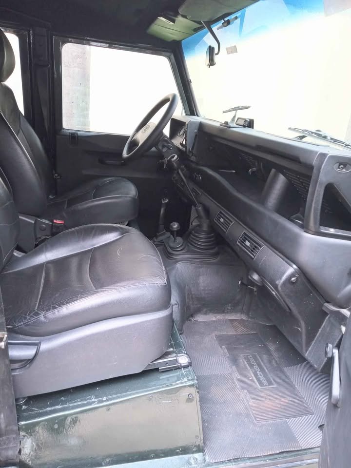 land rover defender 110 for sale_11.jpg
