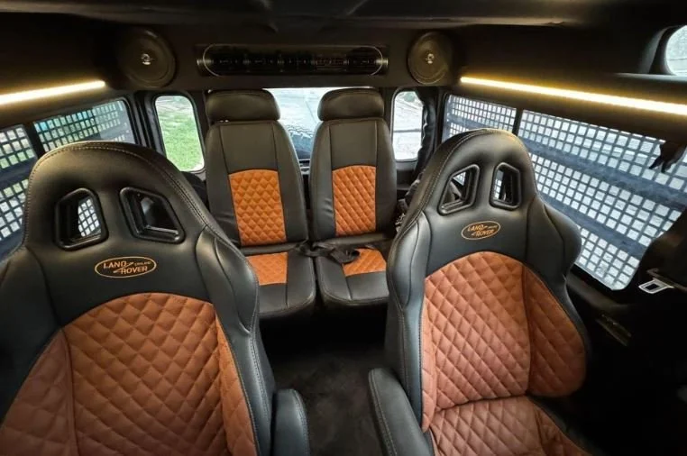 Land rover defender 110_1.JPG