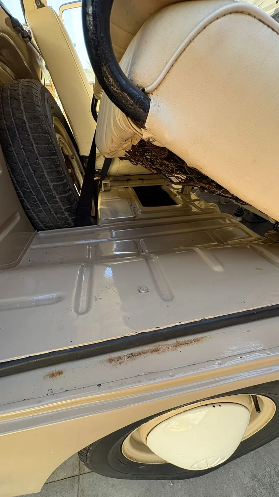 vw t1 splitwindow bus for sale (21).jpeg