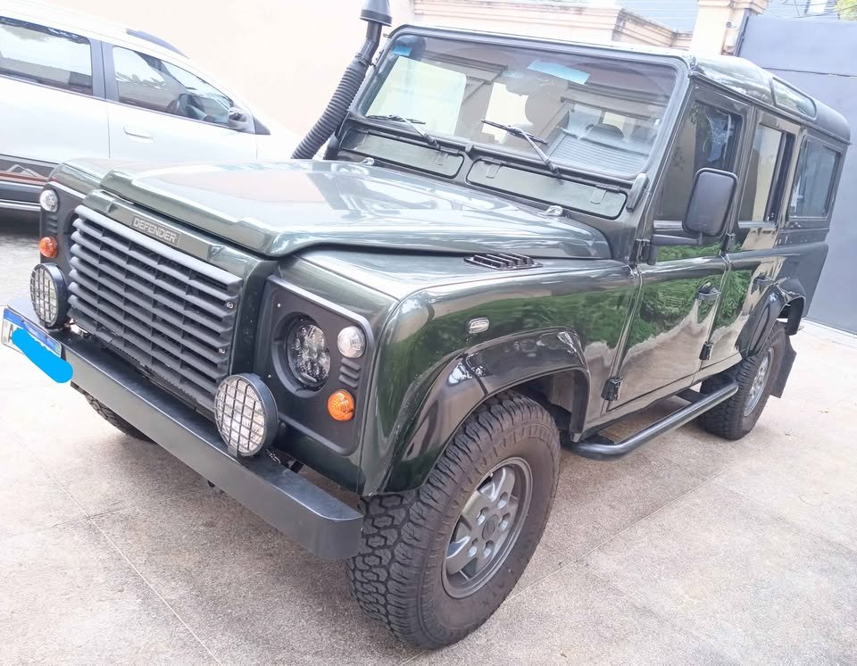 land rover defender 110 for sale_2.jpg