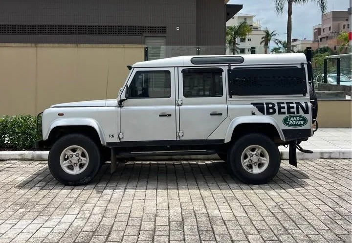 land rover defender 110_8.jpg