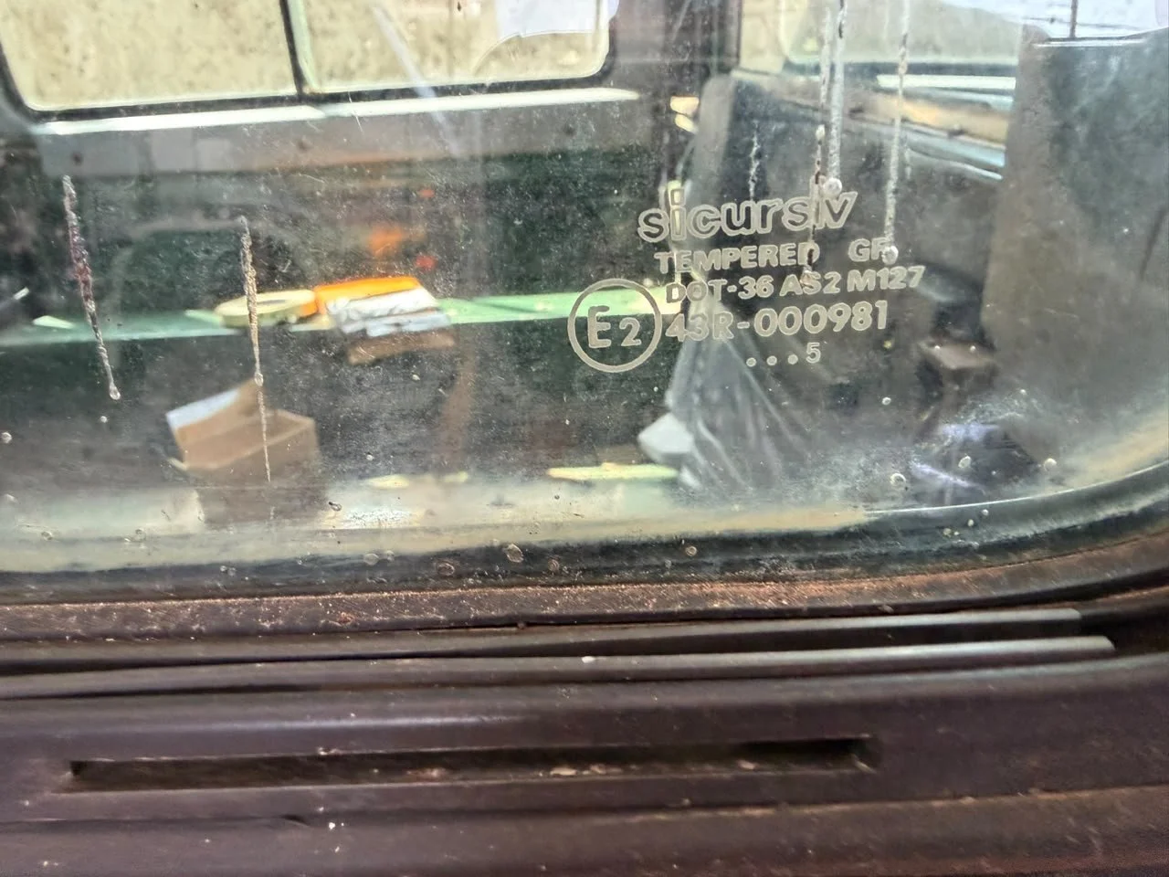 land rover defender (12).jpeg