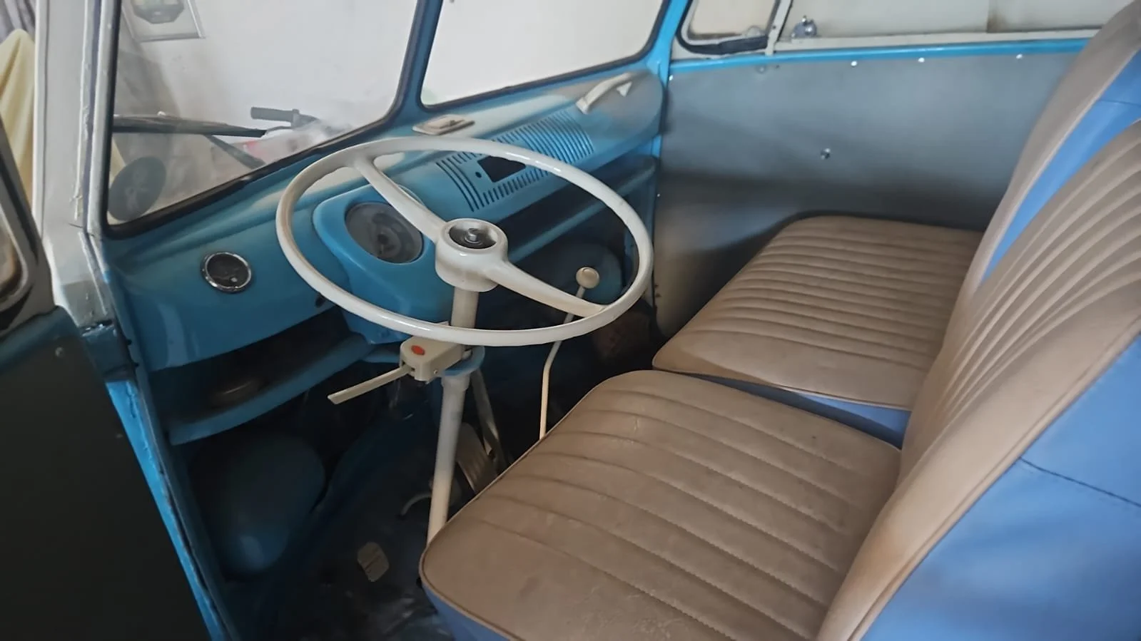 VW T1 split window bus (9).jpeg