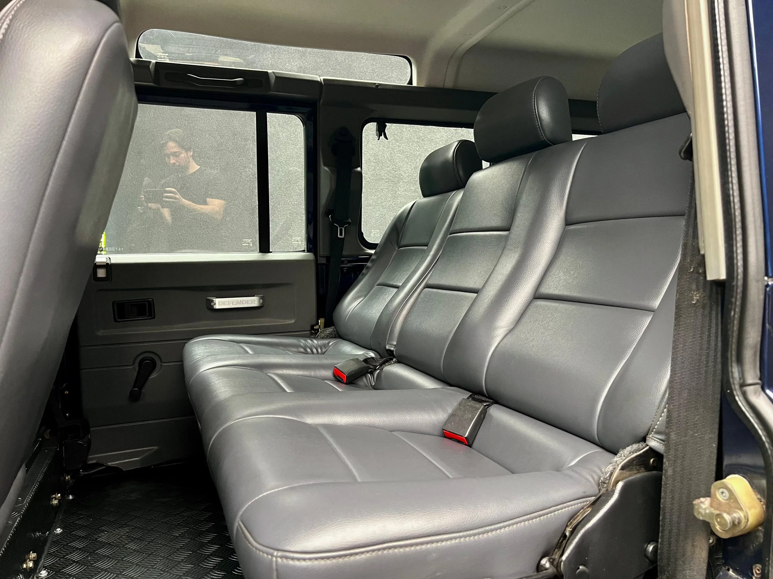 defender 110 (11).jpeg