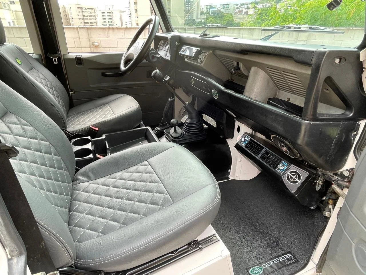 land rover defender 130 for sale (6).jpeg