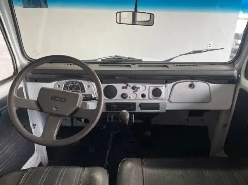 toyota crew cab 2 doors for sale_9.JPG