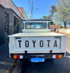 toyota pick up 4 doors for sale_9.JPG
