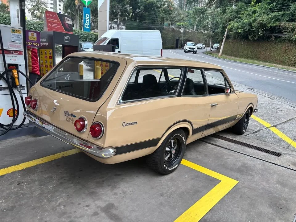 Chevrolet Caravan_2.jpg