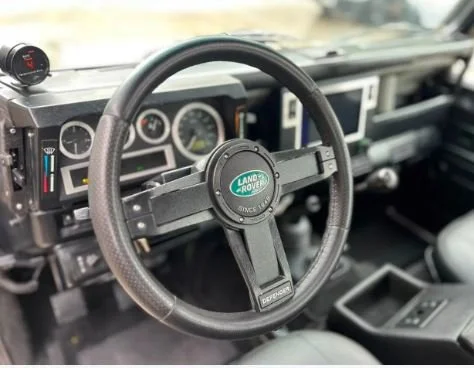 land rover defender 90_11.JPG