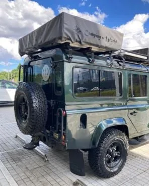 land rover defender 110_10.JPG