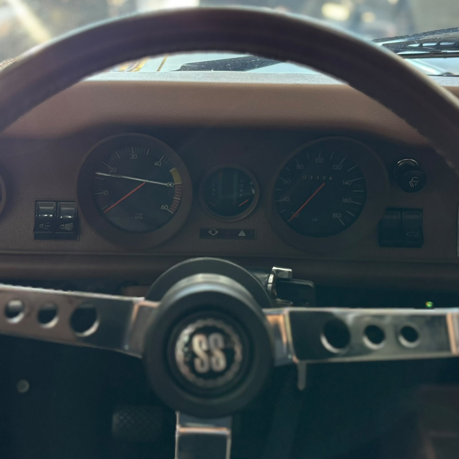 chevrolet opala (2).jpeg