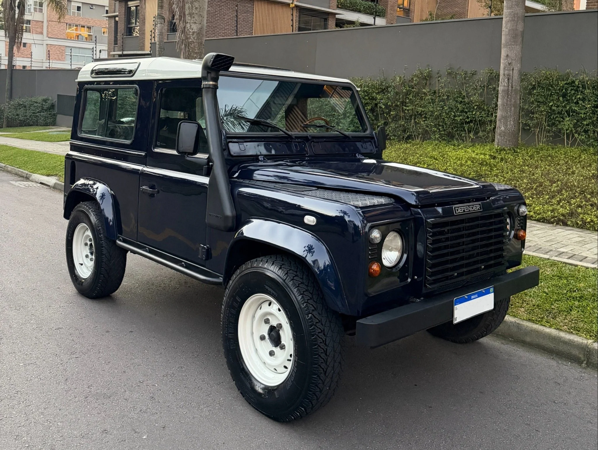land rover defender 90 for sale (3).jpeg