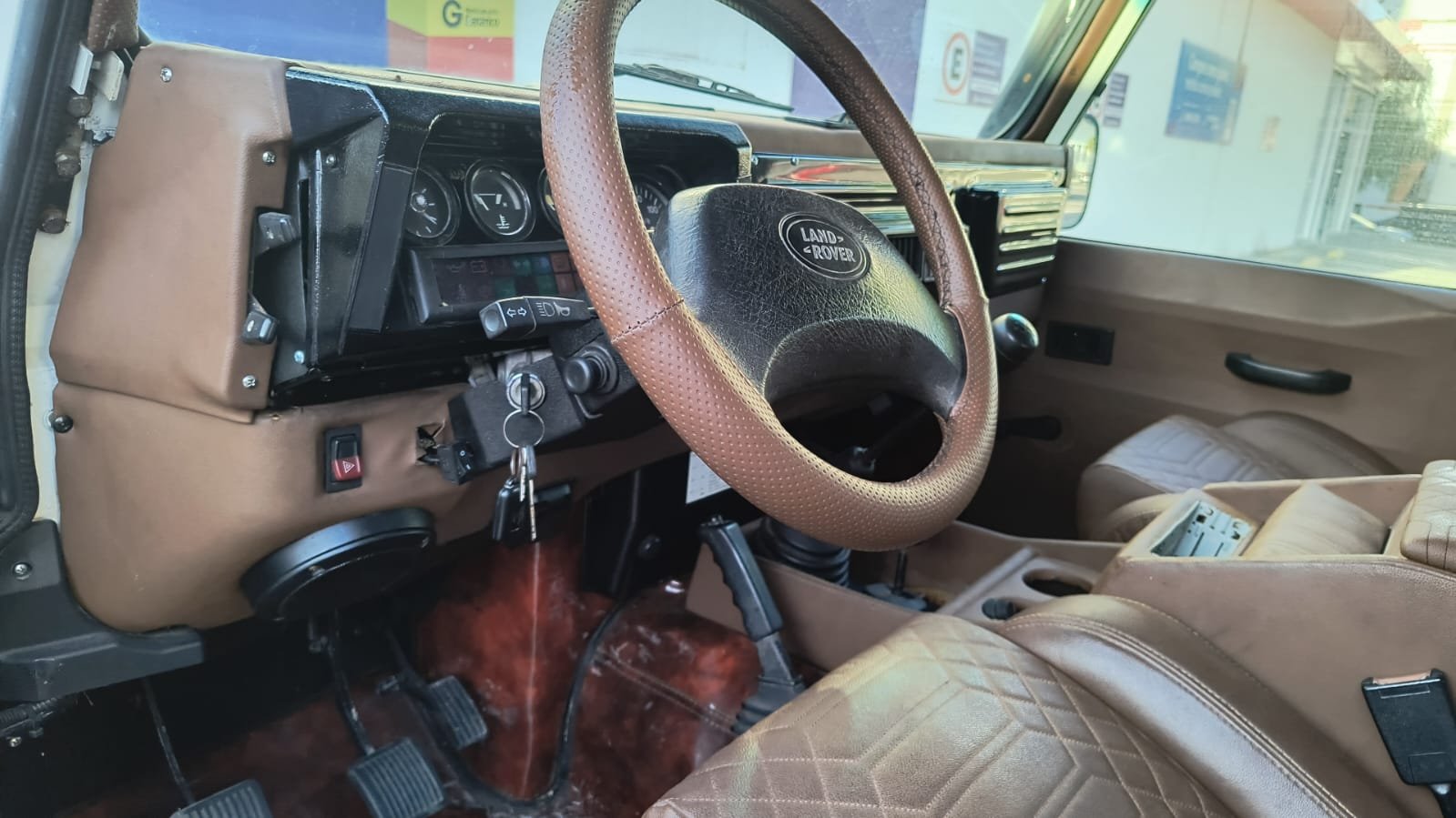 land rover defender 130 for sale (20).jpeg