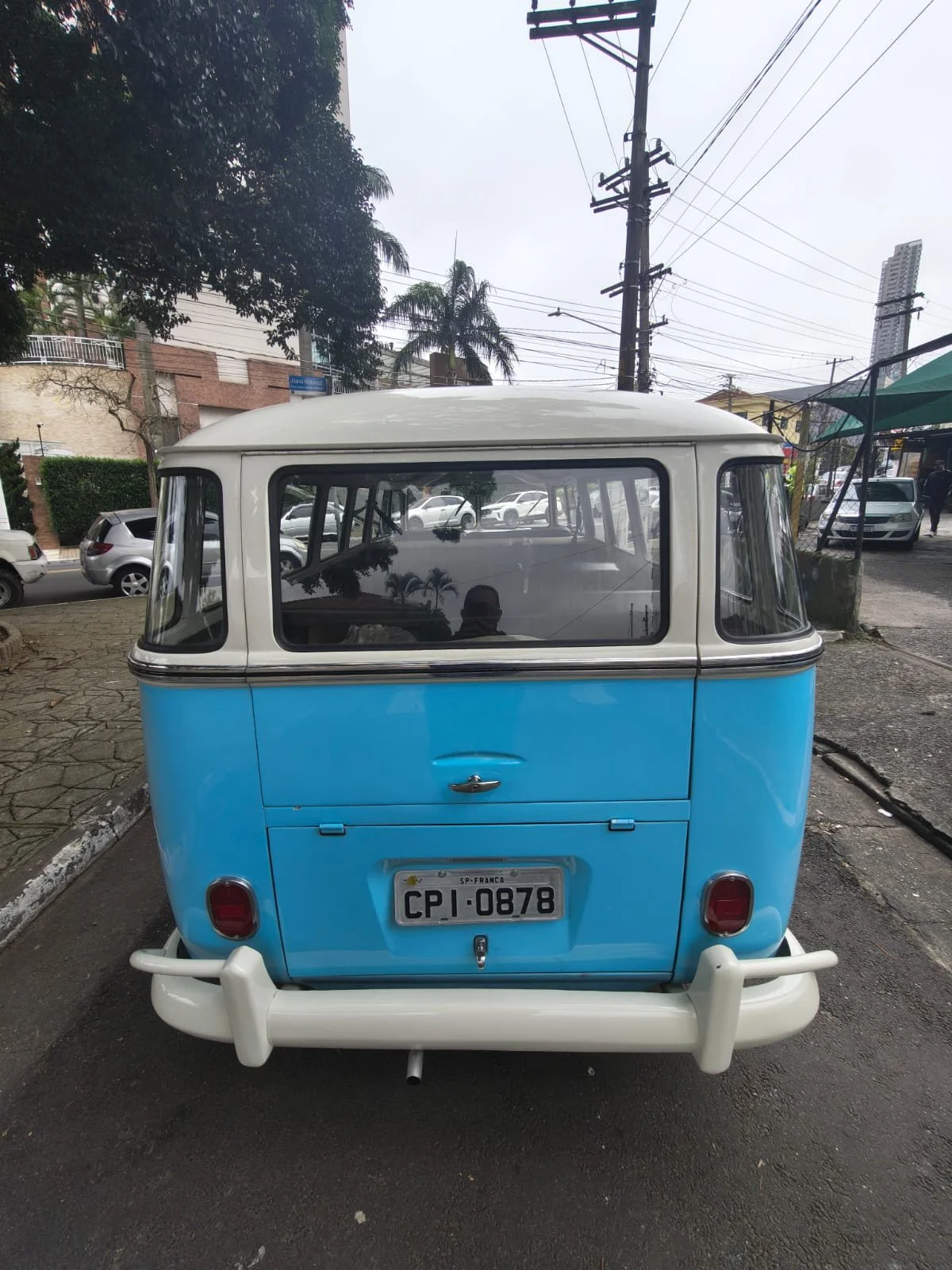 Volkswagen Split Window bus two tone color for sale (29).jpeg