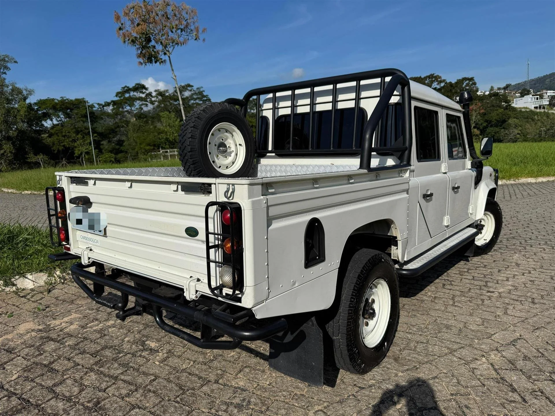 defender 130 for sale_5.jpg
