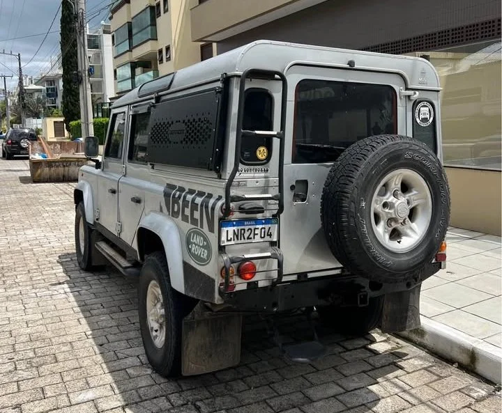 land rover defender 110_4.jpg
