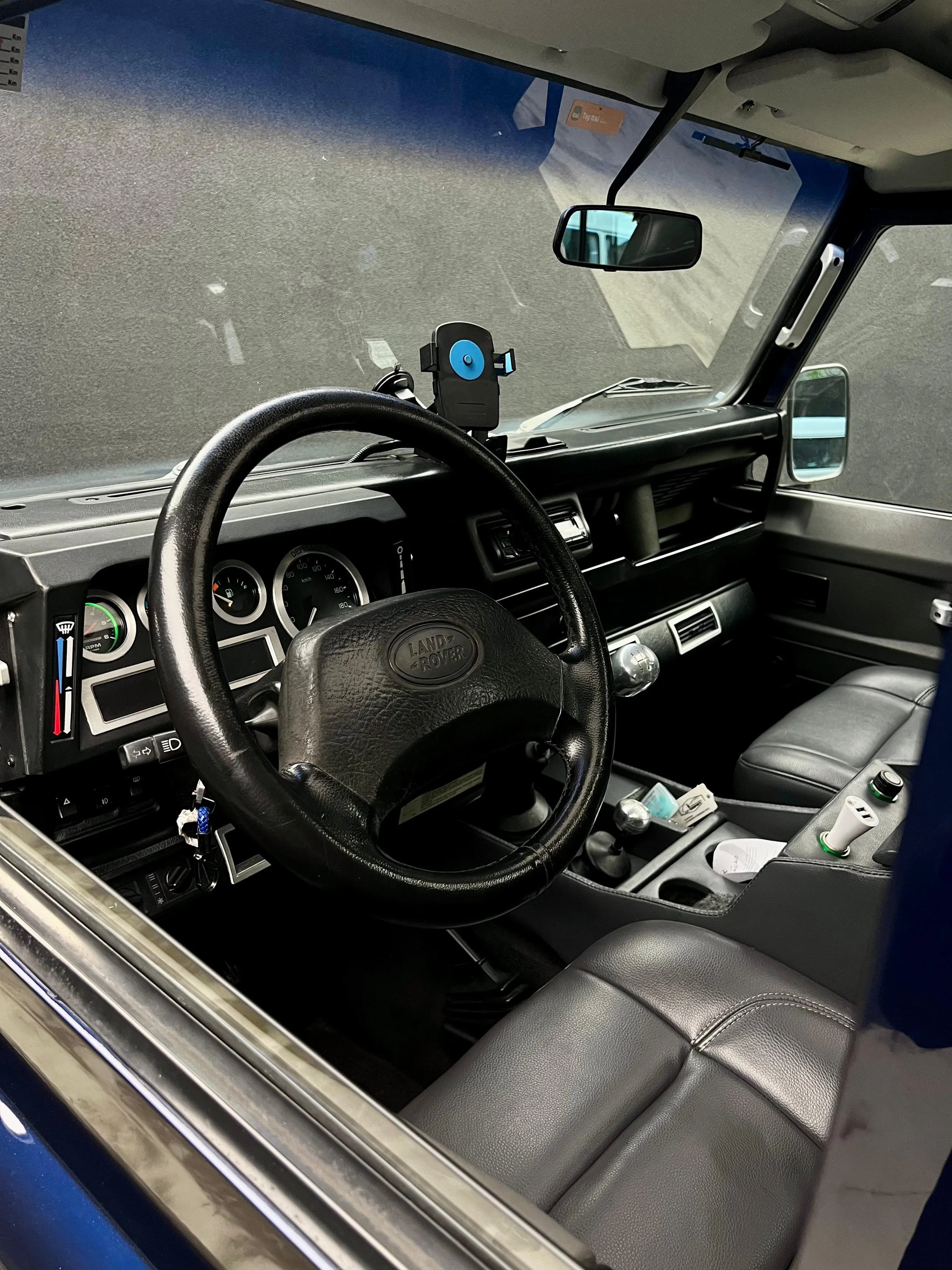 defender 110 (10).jpeg