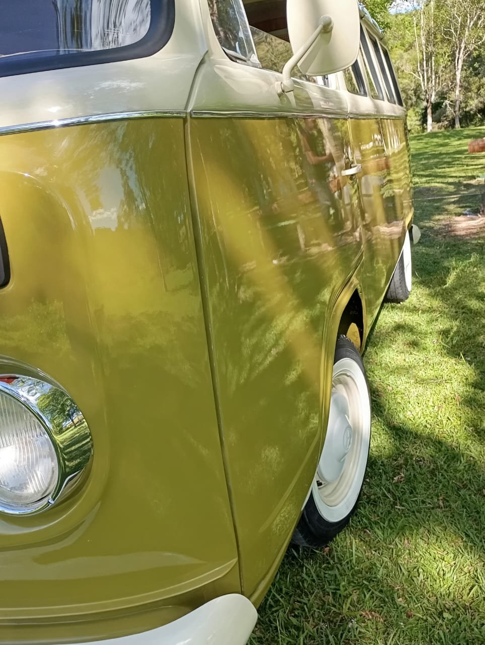 VW T2 Bay Window Camper Van Green | Classic Volkswagen Camper ...