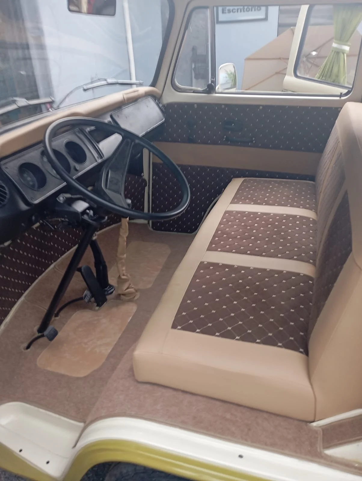 VW T2 Bay Window Camper Van Green | Classic Volkswagen Camper ...
