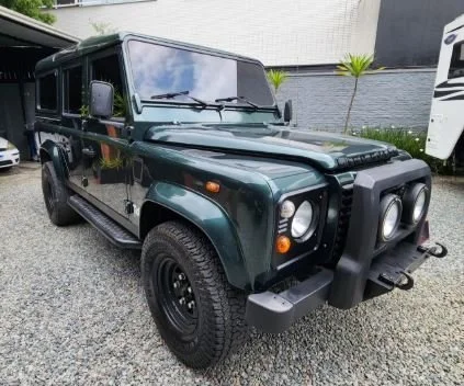 land rover defender 110_2.JPG