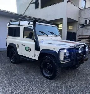 defender 90_1.JPG
