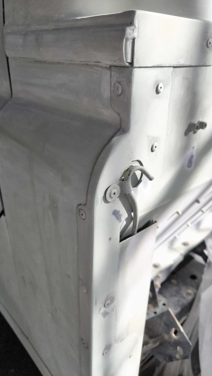 130 land rover (8).jpeg