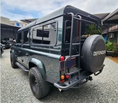 land rover defender 110_8.JPG