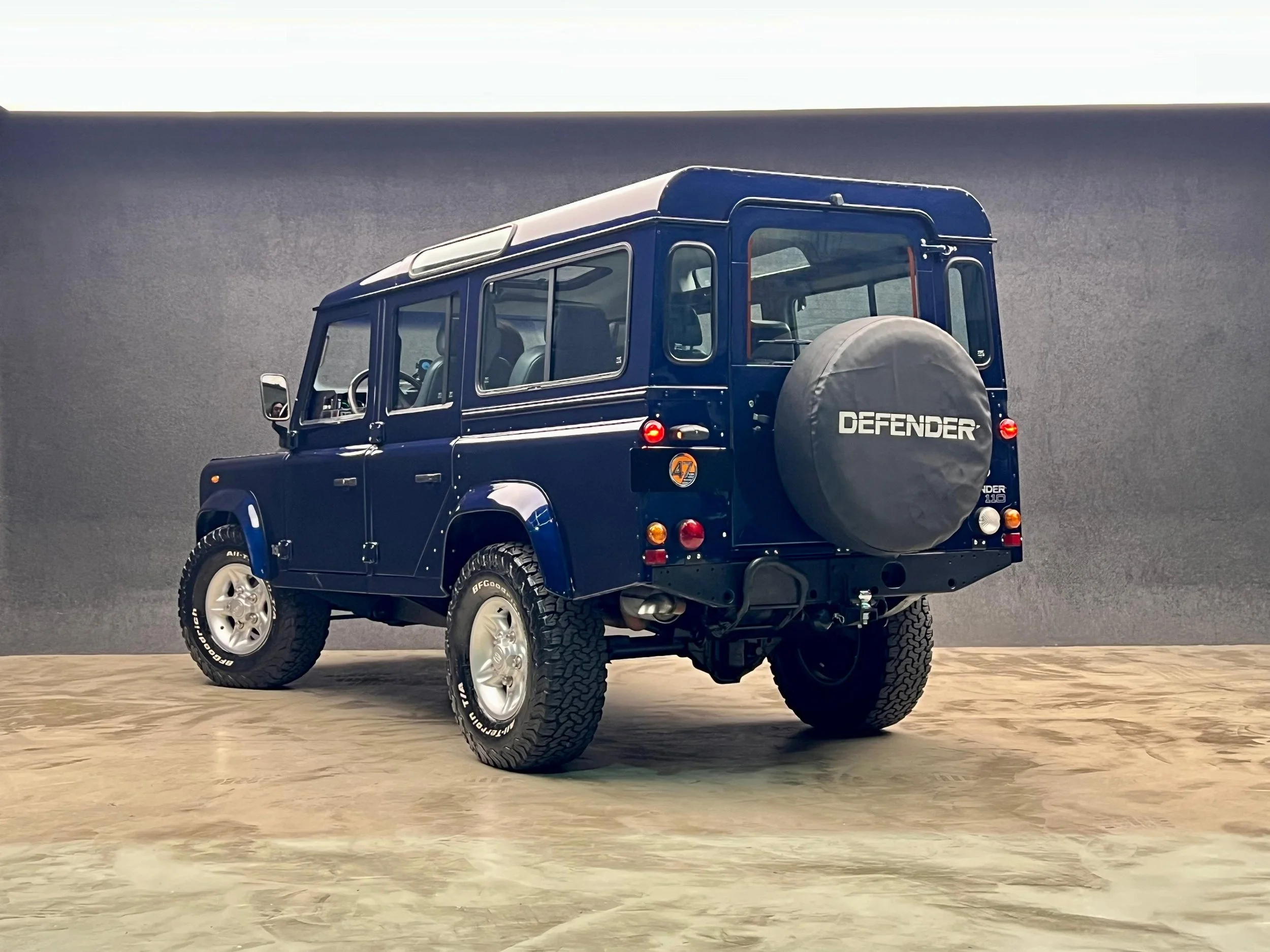 defender 110 (24).jpeg
