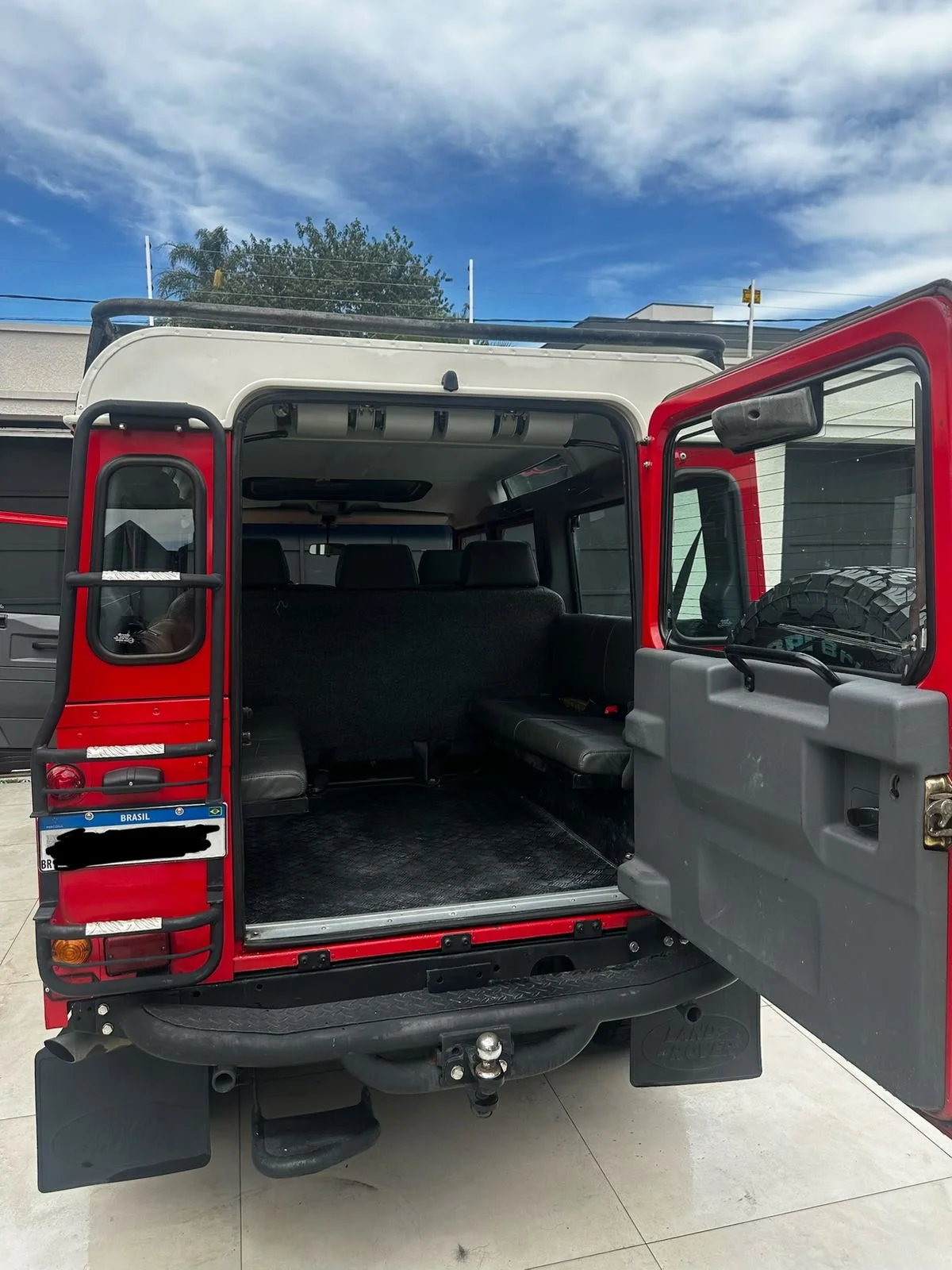 land rover defender 110 for sale (21).jpeg