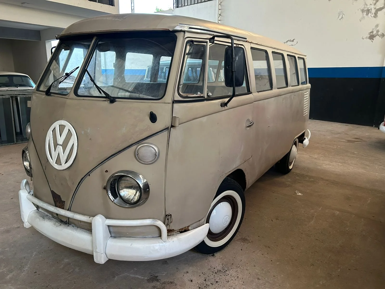 VW T1 splitwindow bus 1973