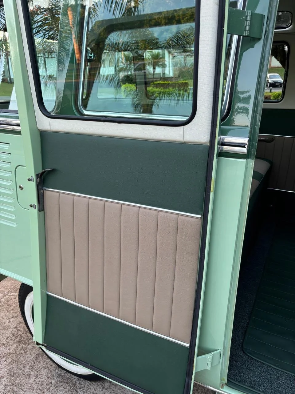 volkswagen split window bus for sale (16).jpeg