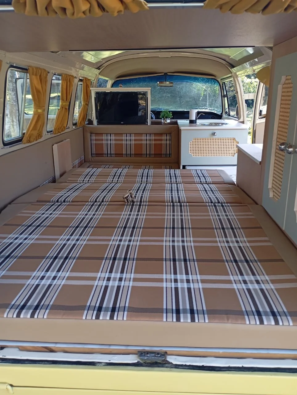 vw t2 baywindow bus camper van (22).jpeg