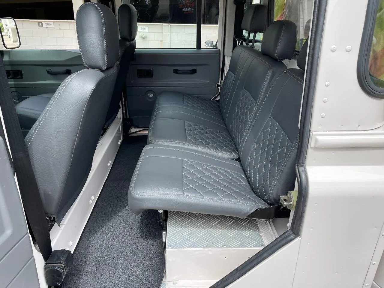 land rover defender 130 for sale (4).jpeg