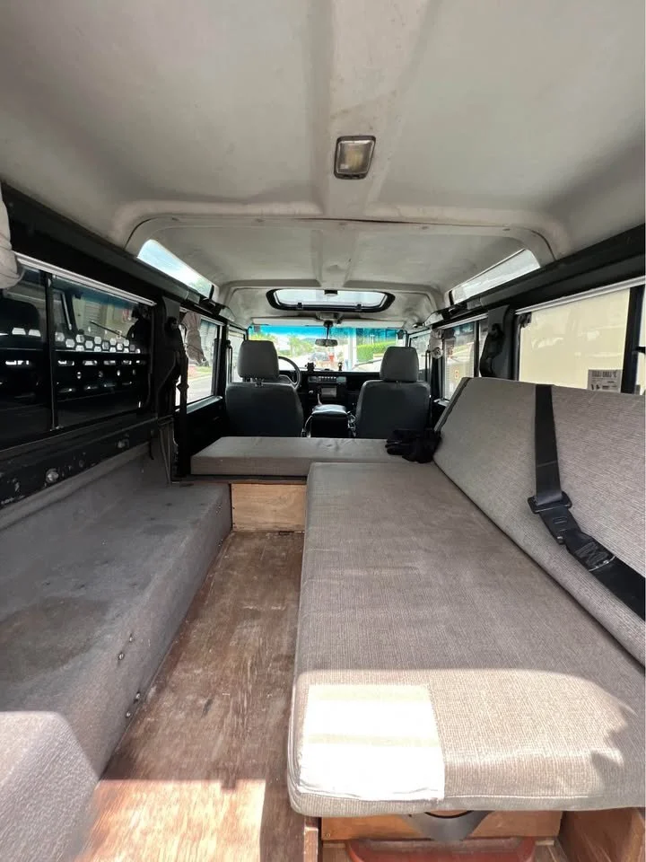 land rover defender 110_16.jpg