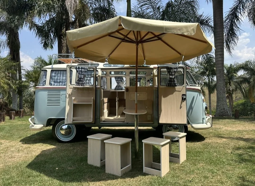 VW T1 splitwindow bus camper van 1975