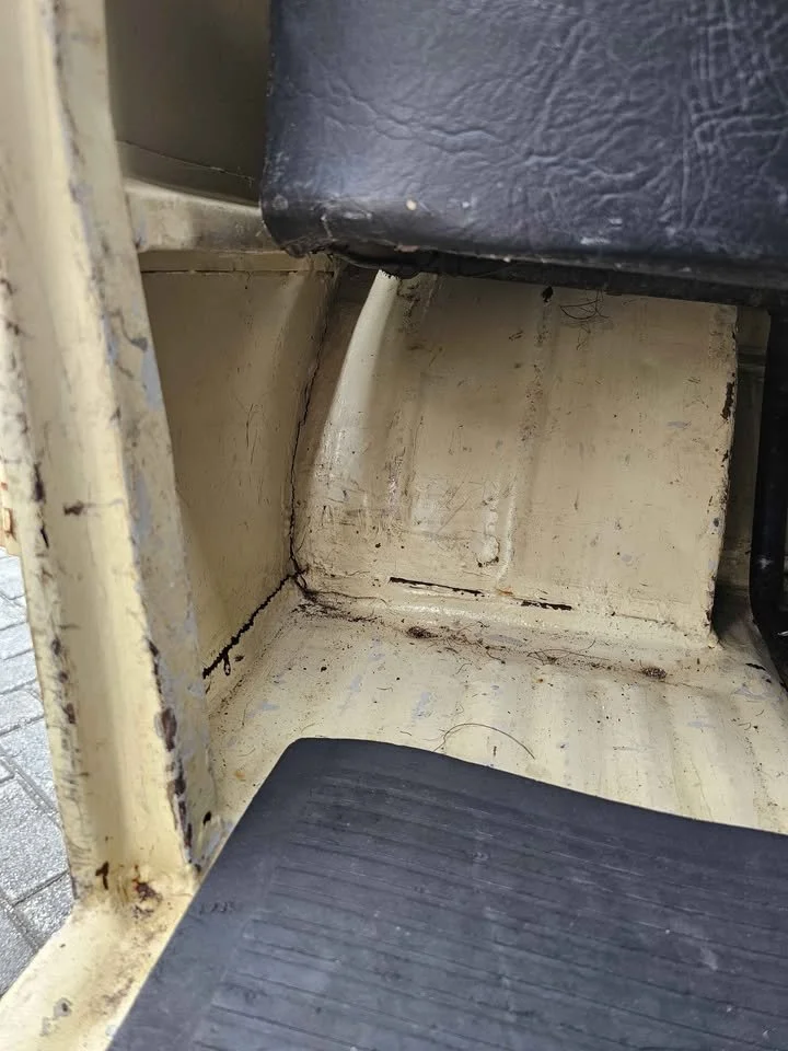 t1 bus_12.jpg