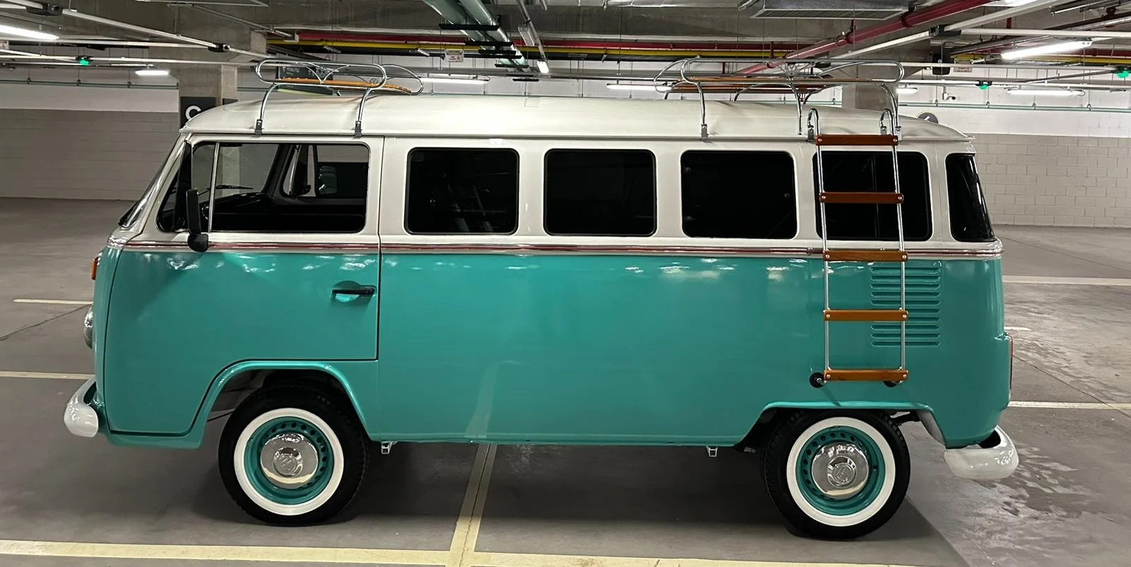 vw t2 baywindow bus (6).jpeg