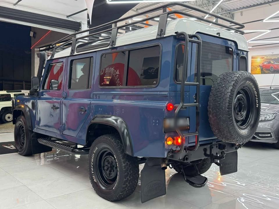 land rover defender 110_4.jpg