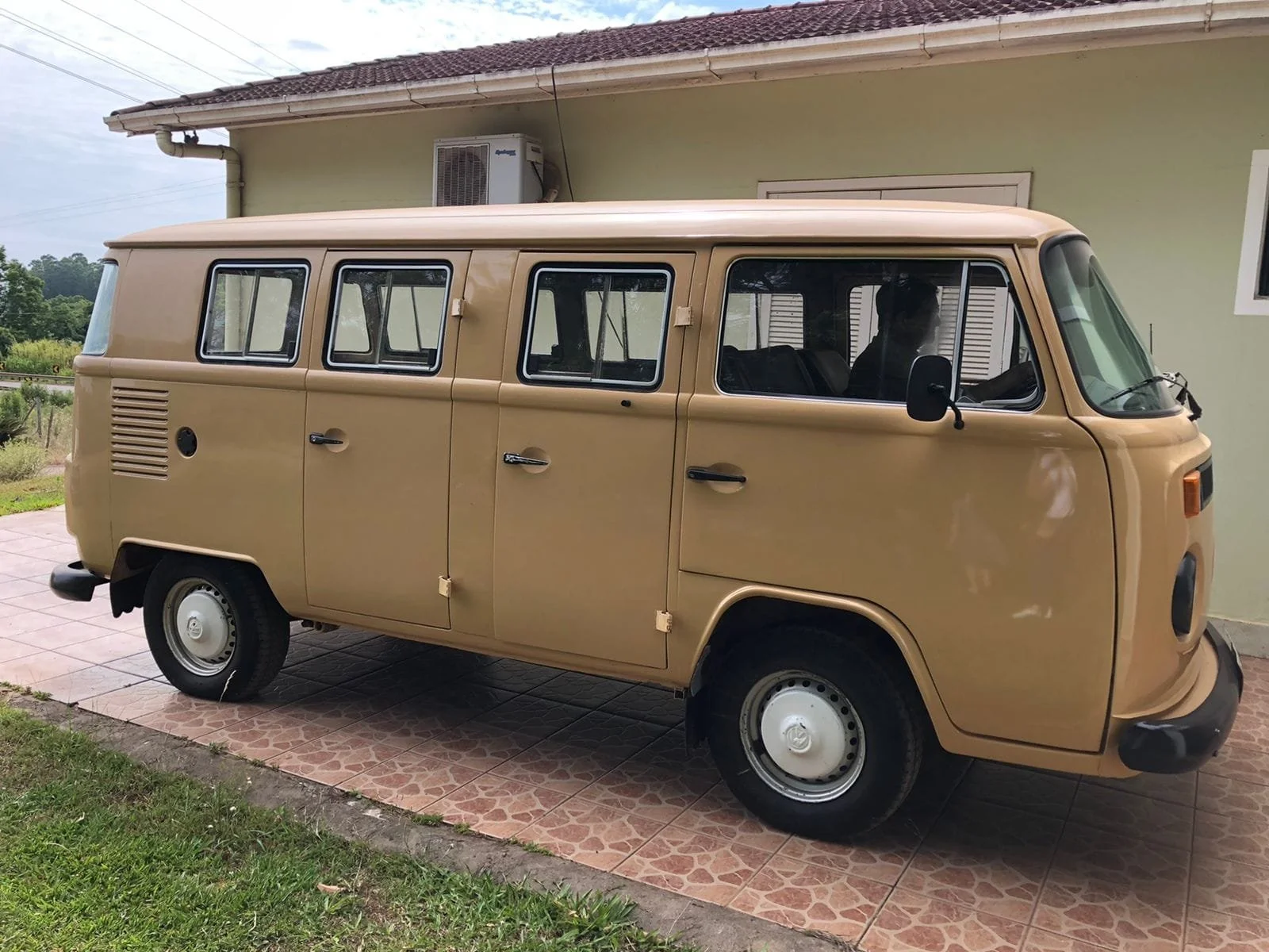 brazilian classic cars.jfif