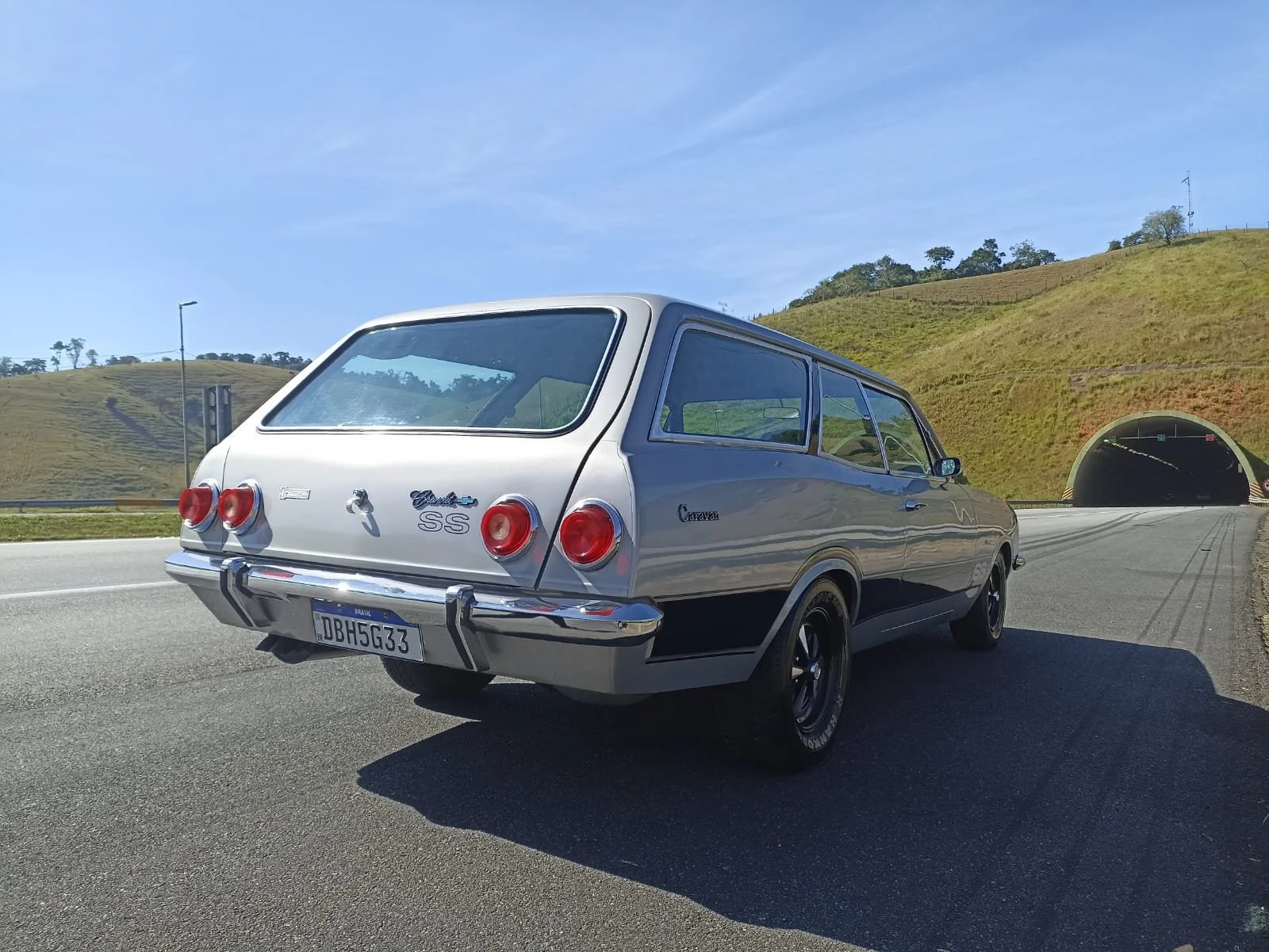 chevrolet caravan (8).jpeg