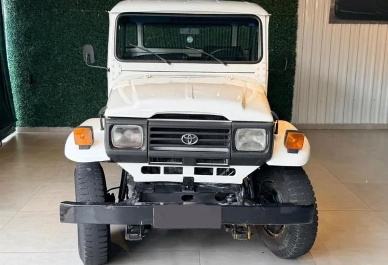 toyota crew cab for sale_2.JPG