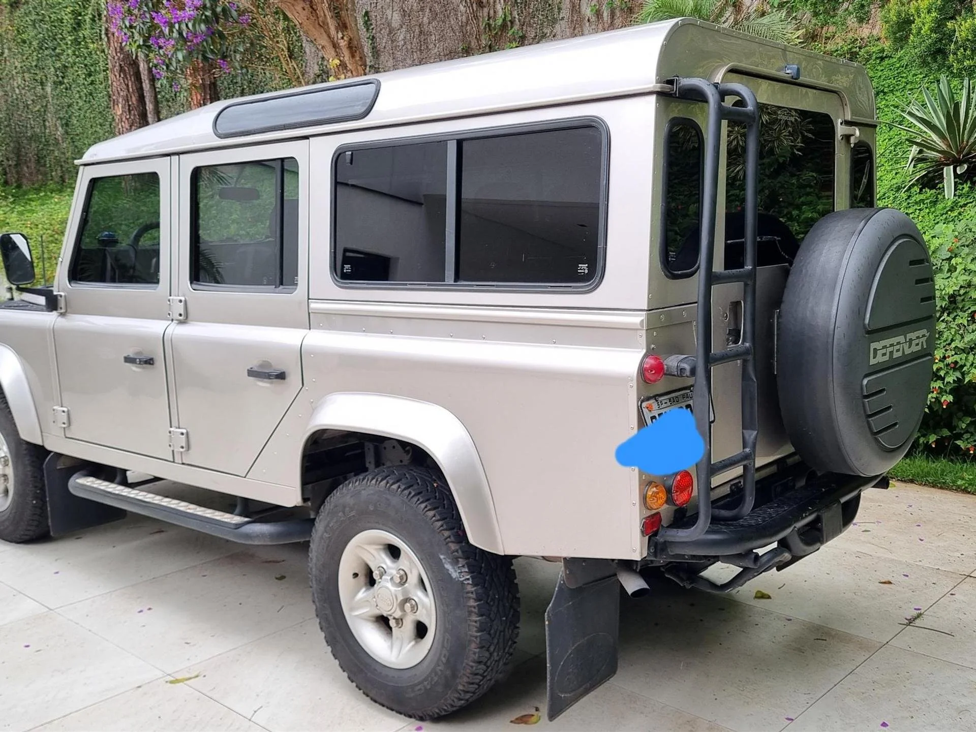 land rover defender 110 original for sale_4.jpg
