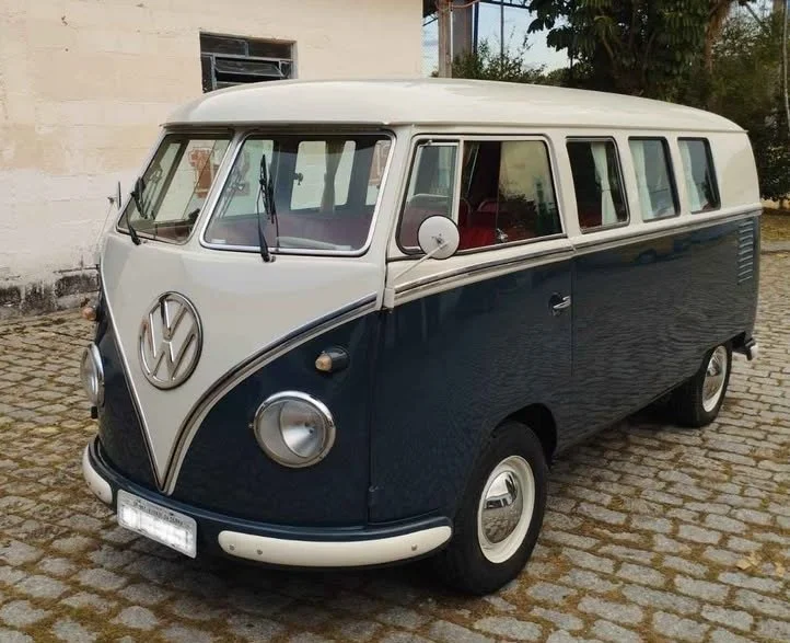 VW T1 split window bus 1961