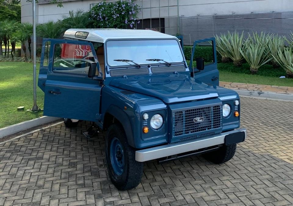 land rover defender 110 premium for sale (12).jpeg