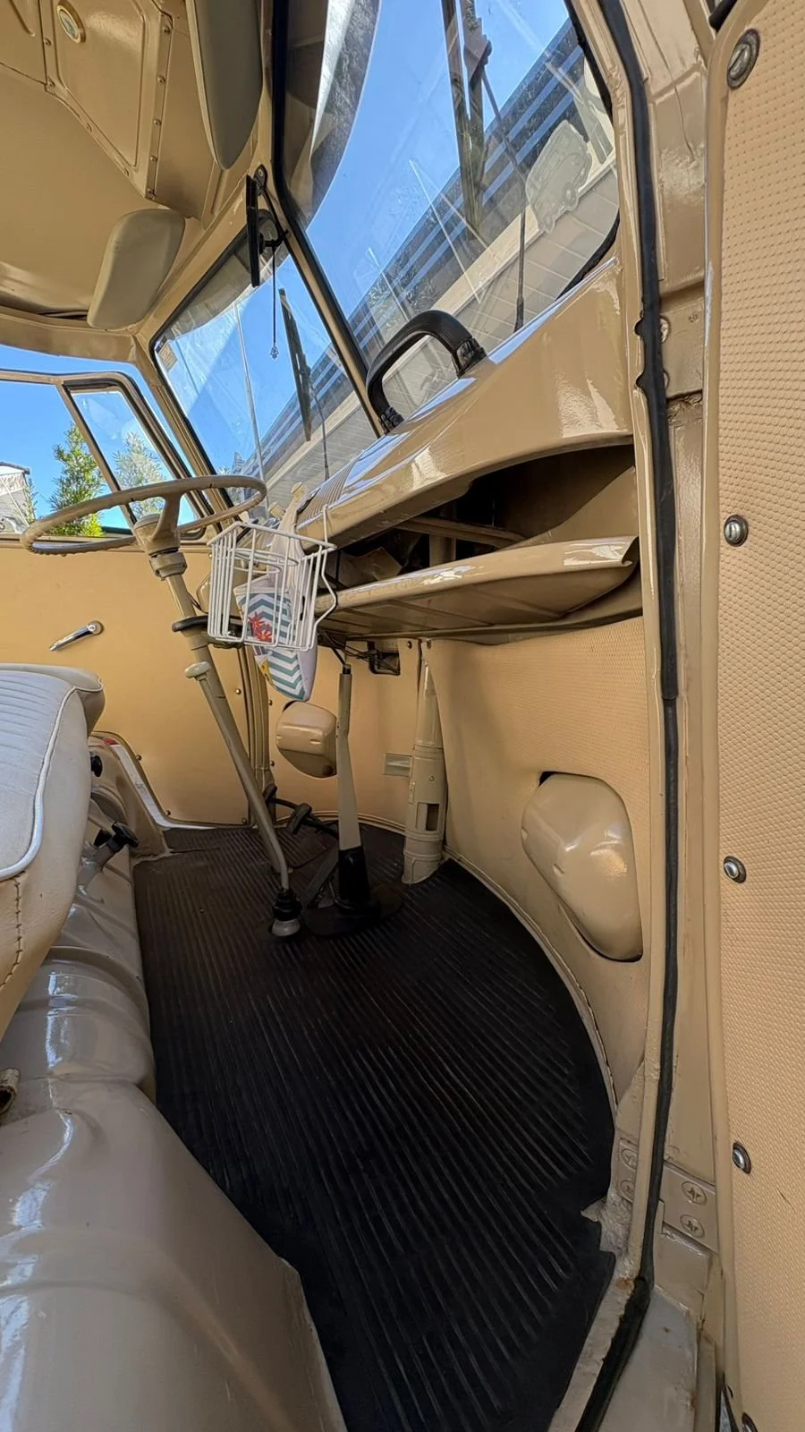 vw t1 splitwindow bus for sale (11).jpeg