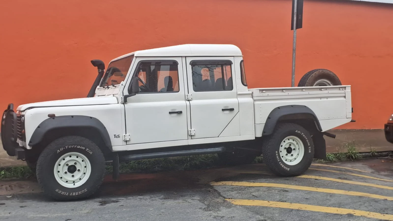 land rover defender 130 for sale (18).jpeg