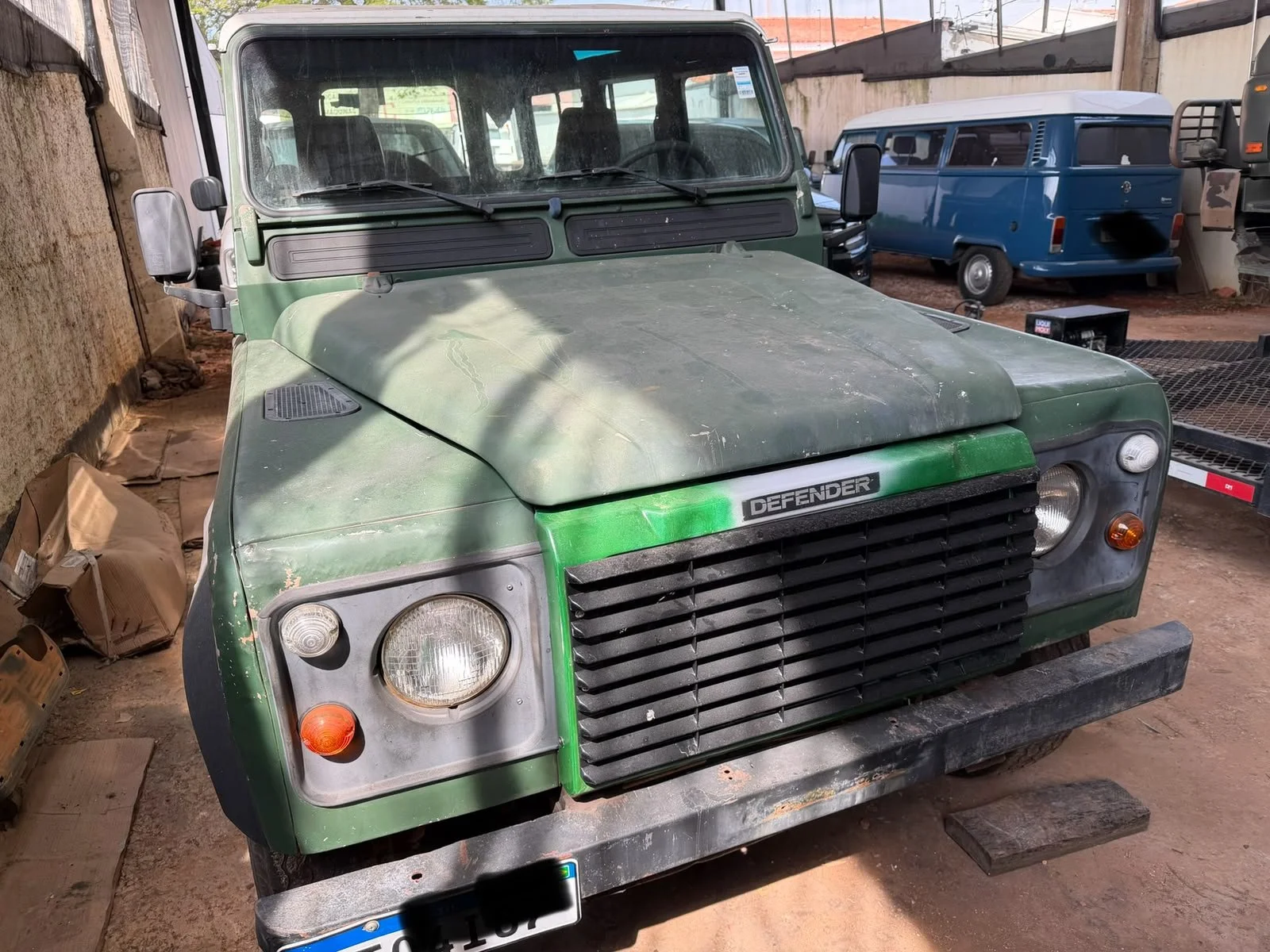 land rover defender (10).jpeg