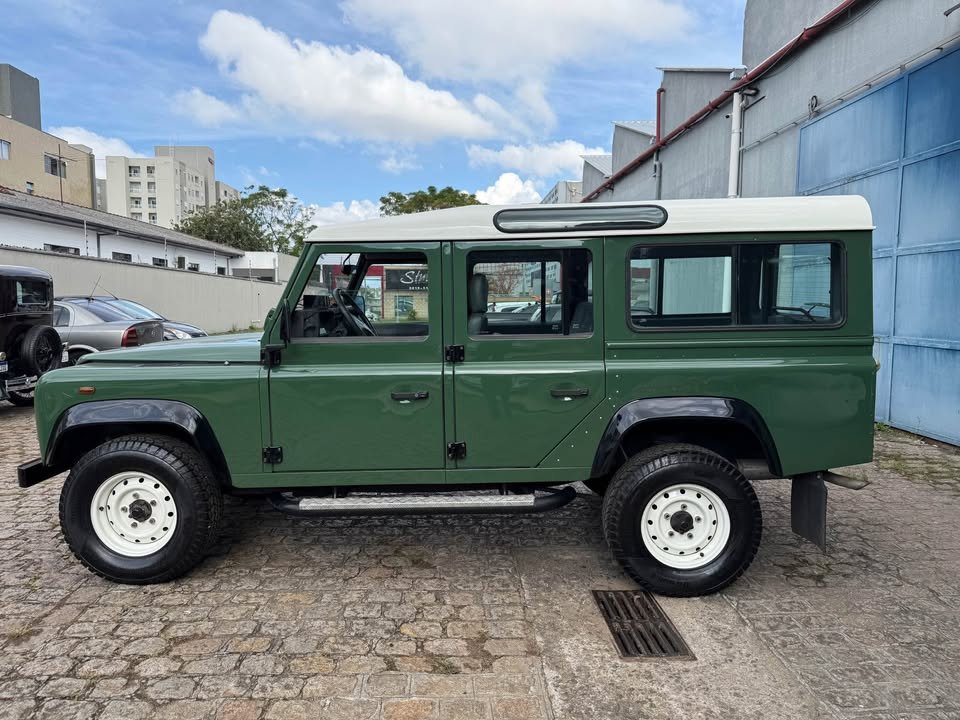 land rover defender 110 for sale_2.jpg